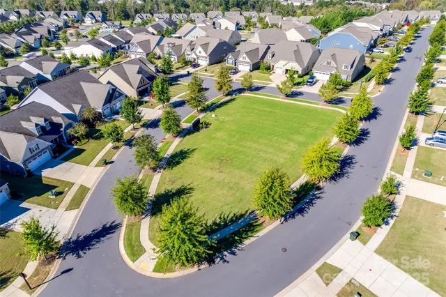 $569,900 | 4083 Home Grown Way, Clover, SC 29710