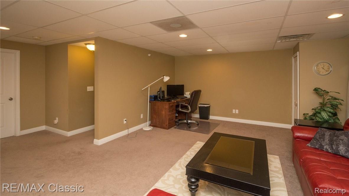 41460 Glade Road Canton, MI 48187 - Photo 27 of 37 034_21.jpg