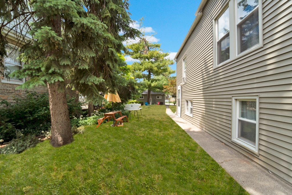 1336 Grove Avenue Berwyn, IL 60402 - Photo 25 of 30