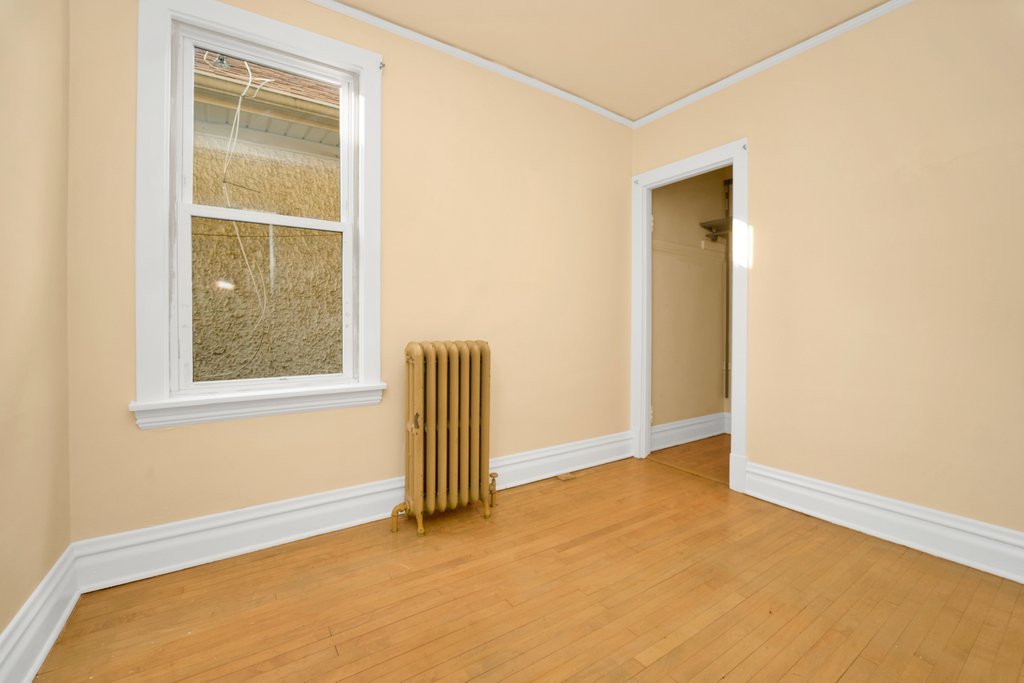 1336 Grove Avenue Berwyn, IL 60402 - Photo 5 of 30