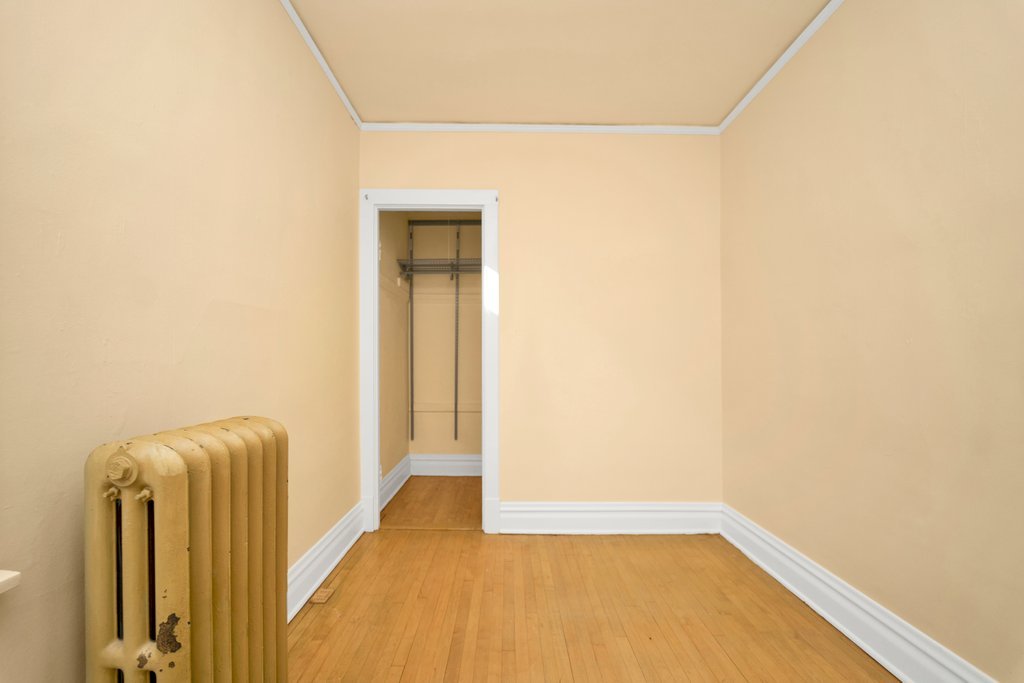 1336 Grove Avenue Berwyn, IL 60402 - Photo 6 of 30