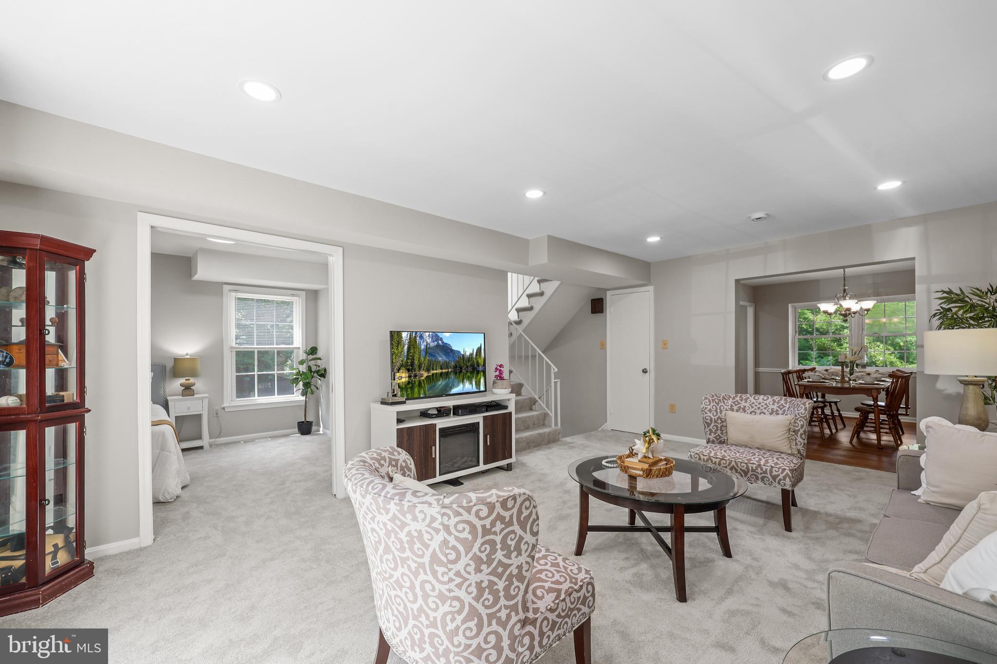 8070 Sleepy View Lane Springfield, VA 22153 - Photo 6 of 35 Main Level Living Room Spacious with Natural Light