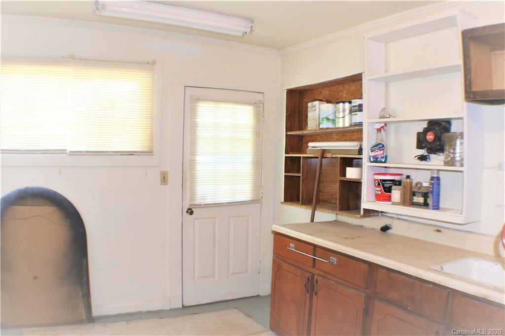 821 Thompson Road Rutherfordton, NC 28139 - Photo 27 of 47