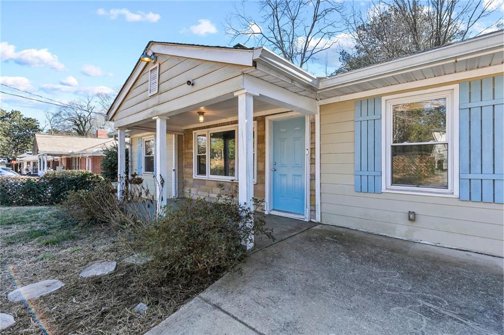 1933 Camellia Drive Decatur, GA 30032 - Photo 4 of 38