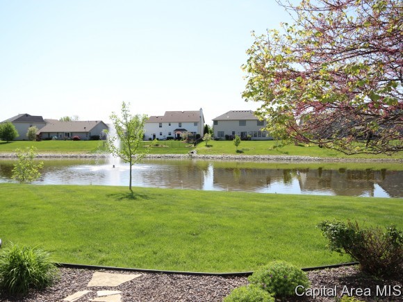 2813 Kipling Drive Springfield, IL 62711 - Photo 4 of 24