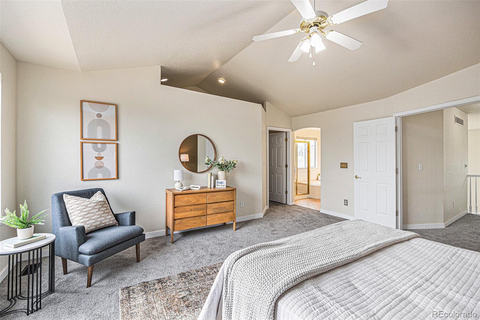 6876 Edgewood Way Highlands Ranch, CO 80130 - Photo 17 of 33 Gallery Image 17