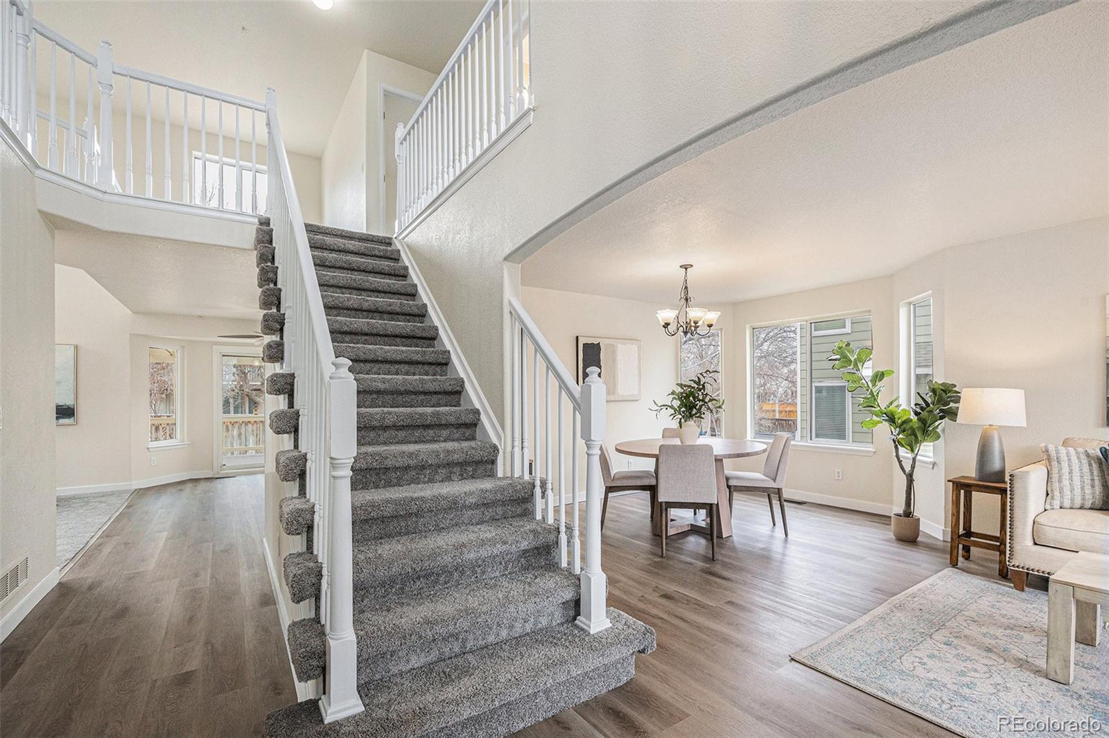 6876 Edgewood Way Highlands Ranch, CO 80130 - Photo 2 of 33 Gallery Image 2
