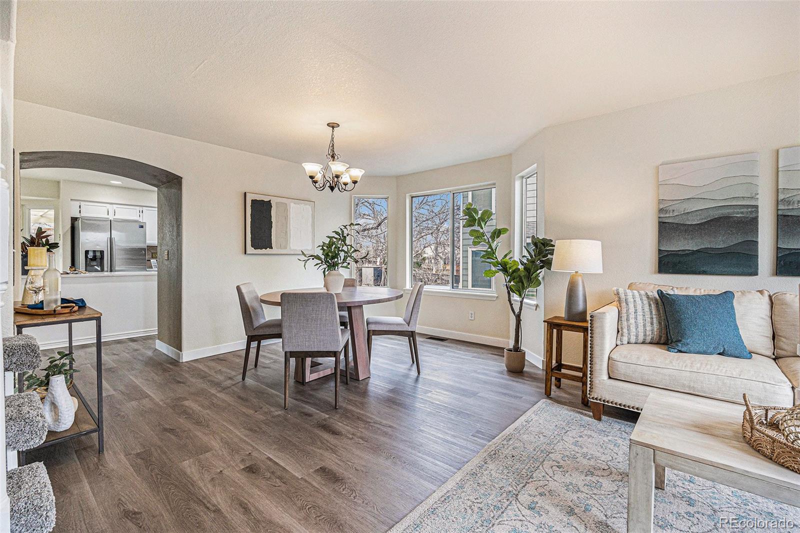 6876 Edgewood Way Highlands Ranch, CO 80130 - Photo 3 of 33 Gallery Image 3