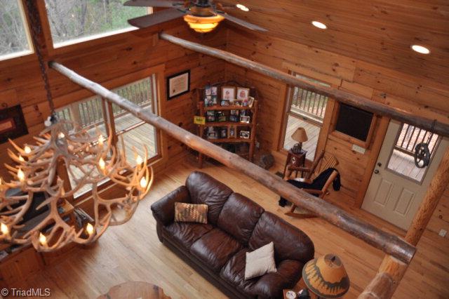2057 Deer Run Purlear, NC 28665 - Photo 13 of 26 Gallery Image 13