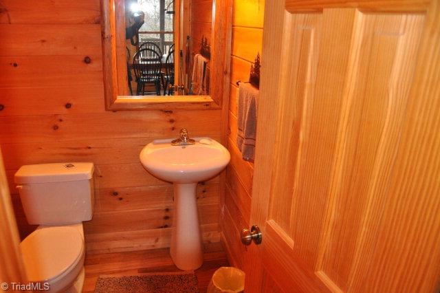 2057 Deer Run Purlear, NC 28665 - Photo 14 of 26 Half Bath
