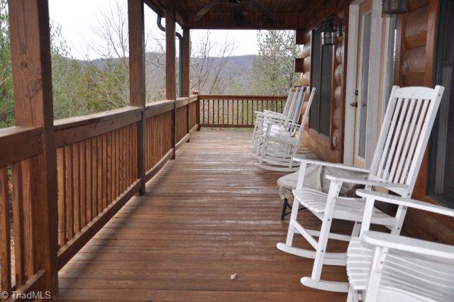 2057 Deer Run Purlear, NC 28665 - Photo 24 of 26 Gallery Image 24