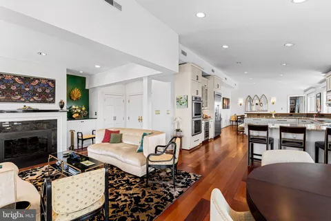 $1,220,000 | 327 Warren Avenue, Unit J, Baltimore, MD 21230