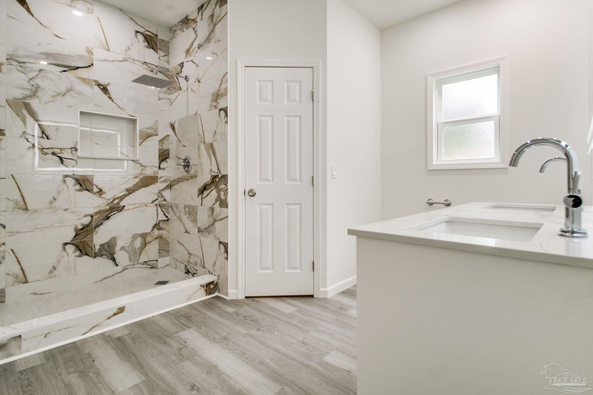 217 Alton Road Pensacola, FL 32507 - Photo 14 of 34 Gallery Image 14