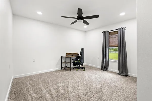 $275,000 | 293 Private Road, Honey Grove, TX 75446