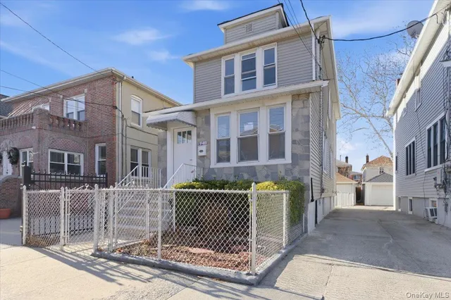 $799,000 | 1833 Hone Avenue | Morris Park
