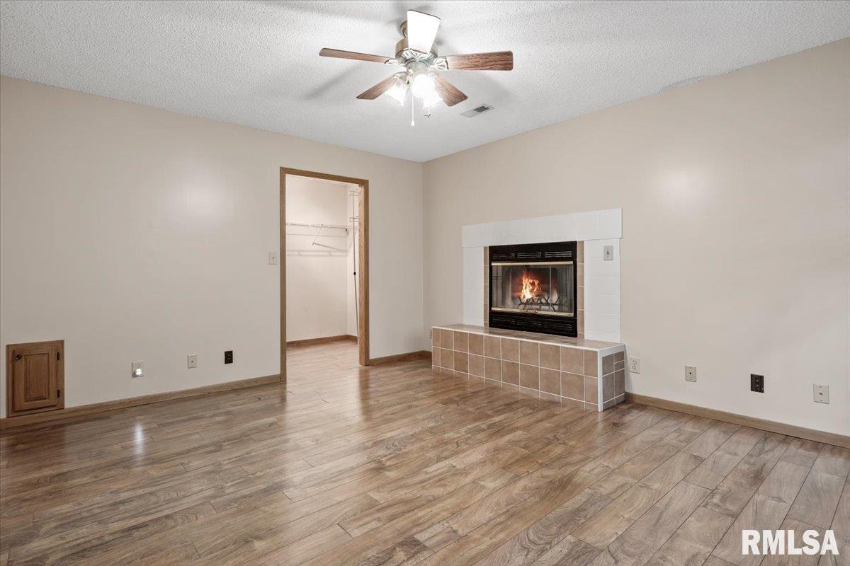 4028 Pinebrook Court Springfield, IL 62711 - Photo 23 of 52 Gallery Image 23