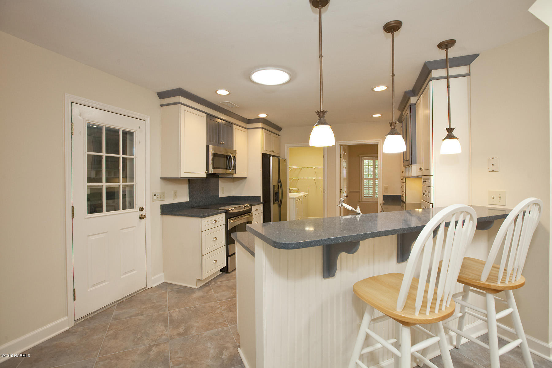 1509 Grove Point Road Wilmington, NC 28409 - Photo 12 of 37 grove point 1509 5kit shane_0431