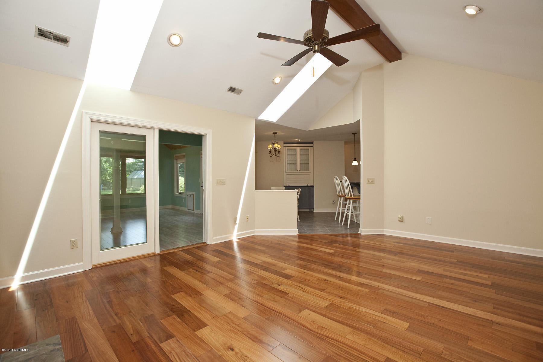 1509 Grove Point Road Wilmington, NC 28409 - Photo 17 of 37 grove point 1509 8lr shane_0449