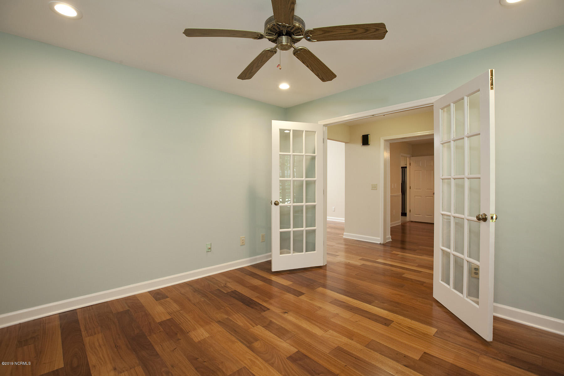 1509 Grove Point Road Wilmington, NC 28409 - Photo 5 of 37 grove point 1509 3office shane_0405