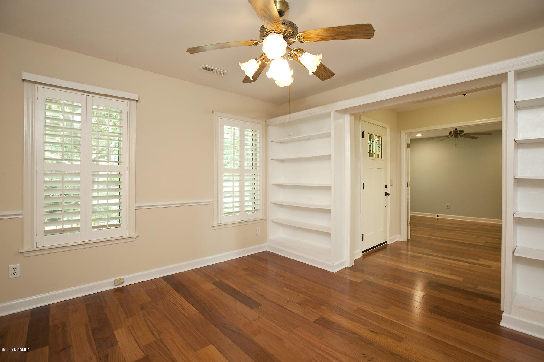 1509 Grove Point Road Wilmington, NC 28409 - Photo 6 of 37 grove point 1509 4dr shane_0409