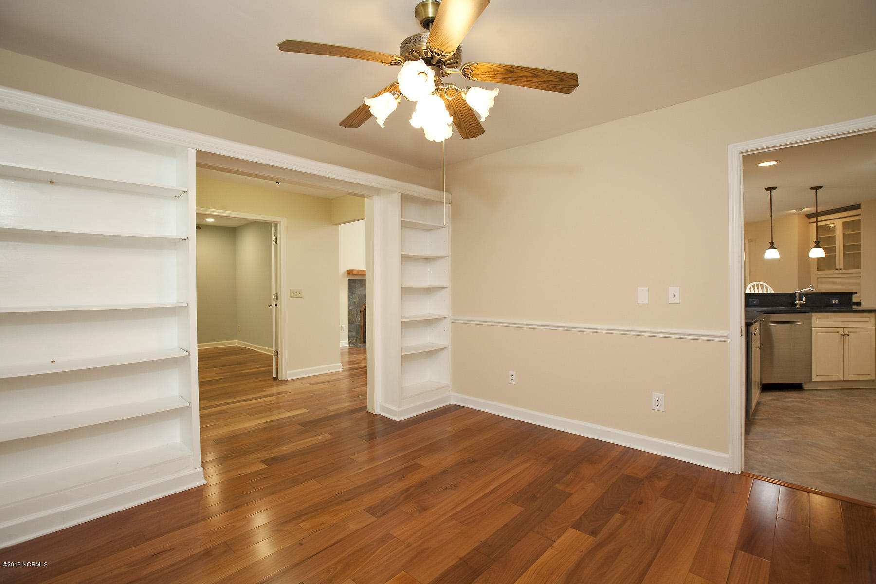 1509 Grove Point Road Wilmington, NC 28409 - Photo 7 of 37 grove point 1509 4dr shane_0410