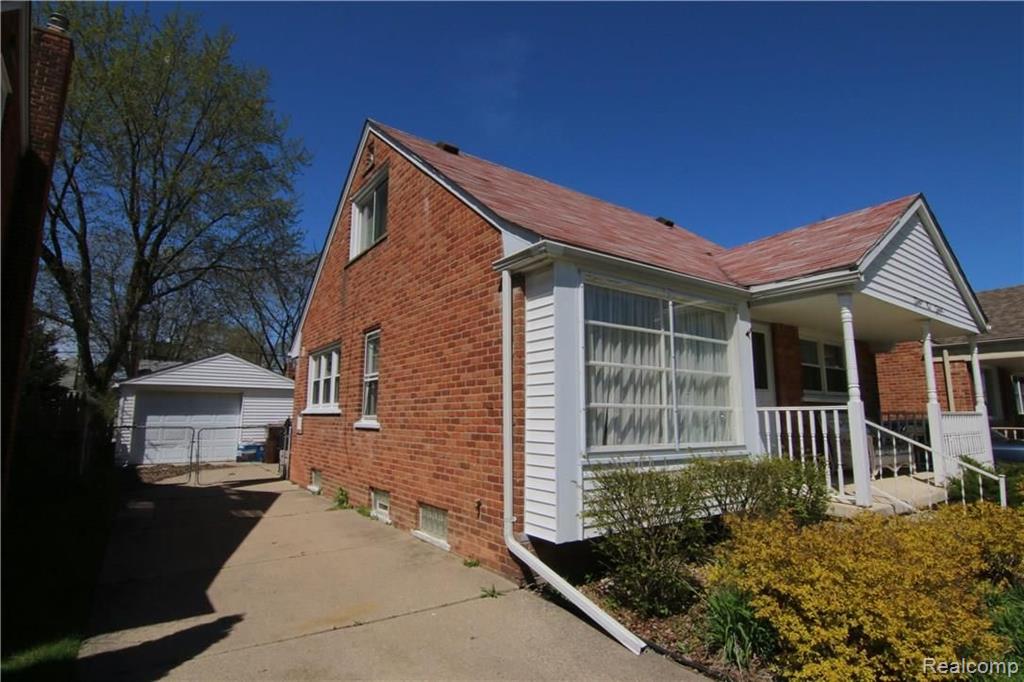 404 Fairwood Street Inkster, MI 48141 - Photo 2 of 21