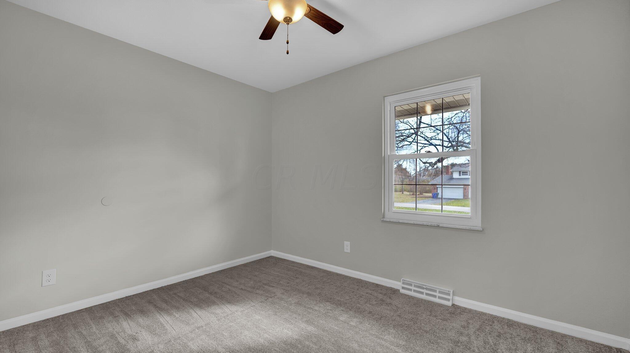 5864 Effingham Road Columbus, OH 43213 - Photo 36 of 65 46-5864-eff