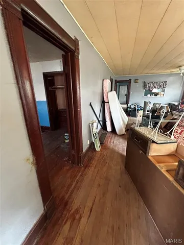 $30,000 | 111 South Elm Street, Nokomis, IL 62075