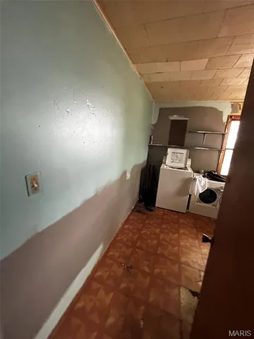 $30,000 | 111 South Elm Street, Nokomis, IL 62075