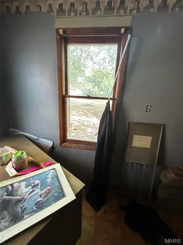 $30,000 | 111 South Elm Street, Nokomis, IL 62075