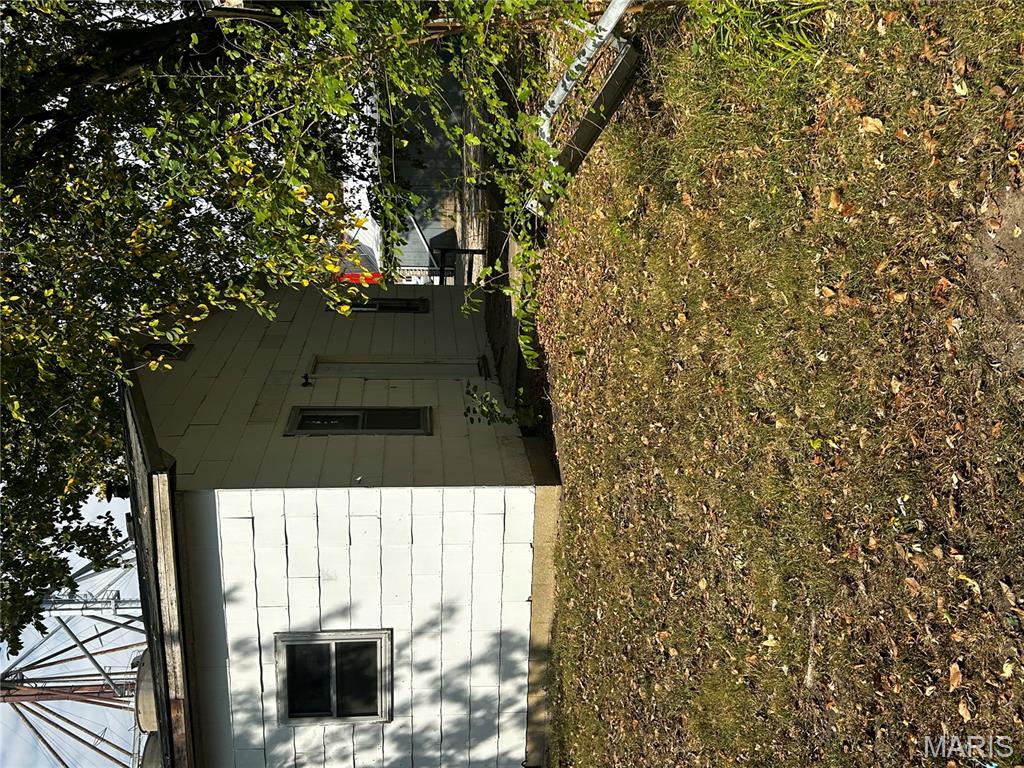 111 South Elm Street Nokomis, IL 62075 - Photo 10 of 56