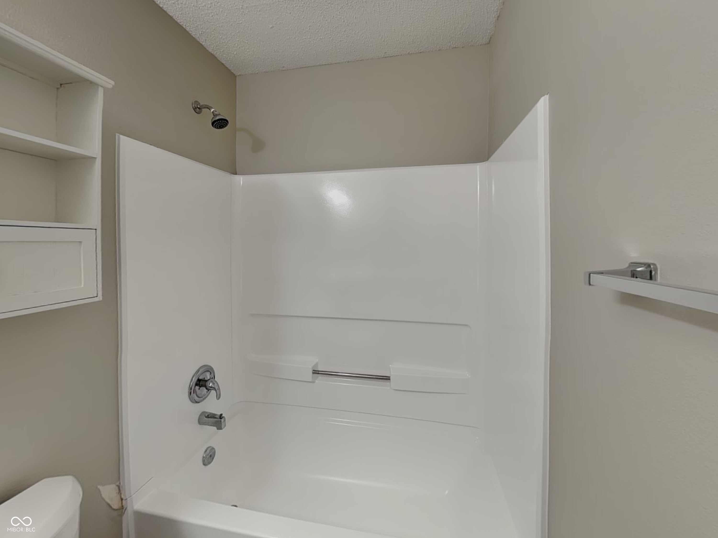 3129 Everbloom Way Indianapolis, IN 46217 - Photo 11 of 18