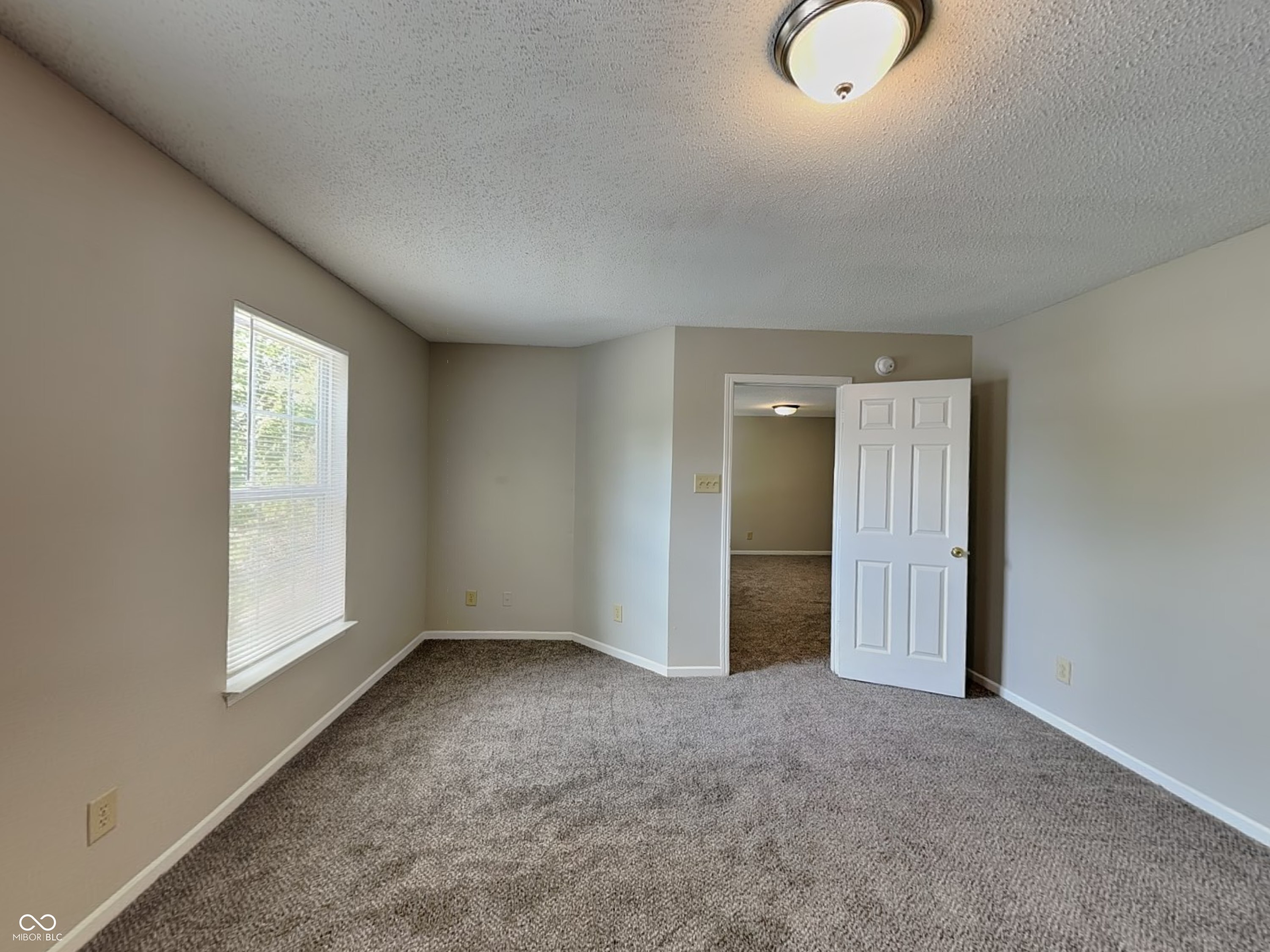 3129 Everbloom Way Indianapolis, IN 46217 - Photo 10 of 18