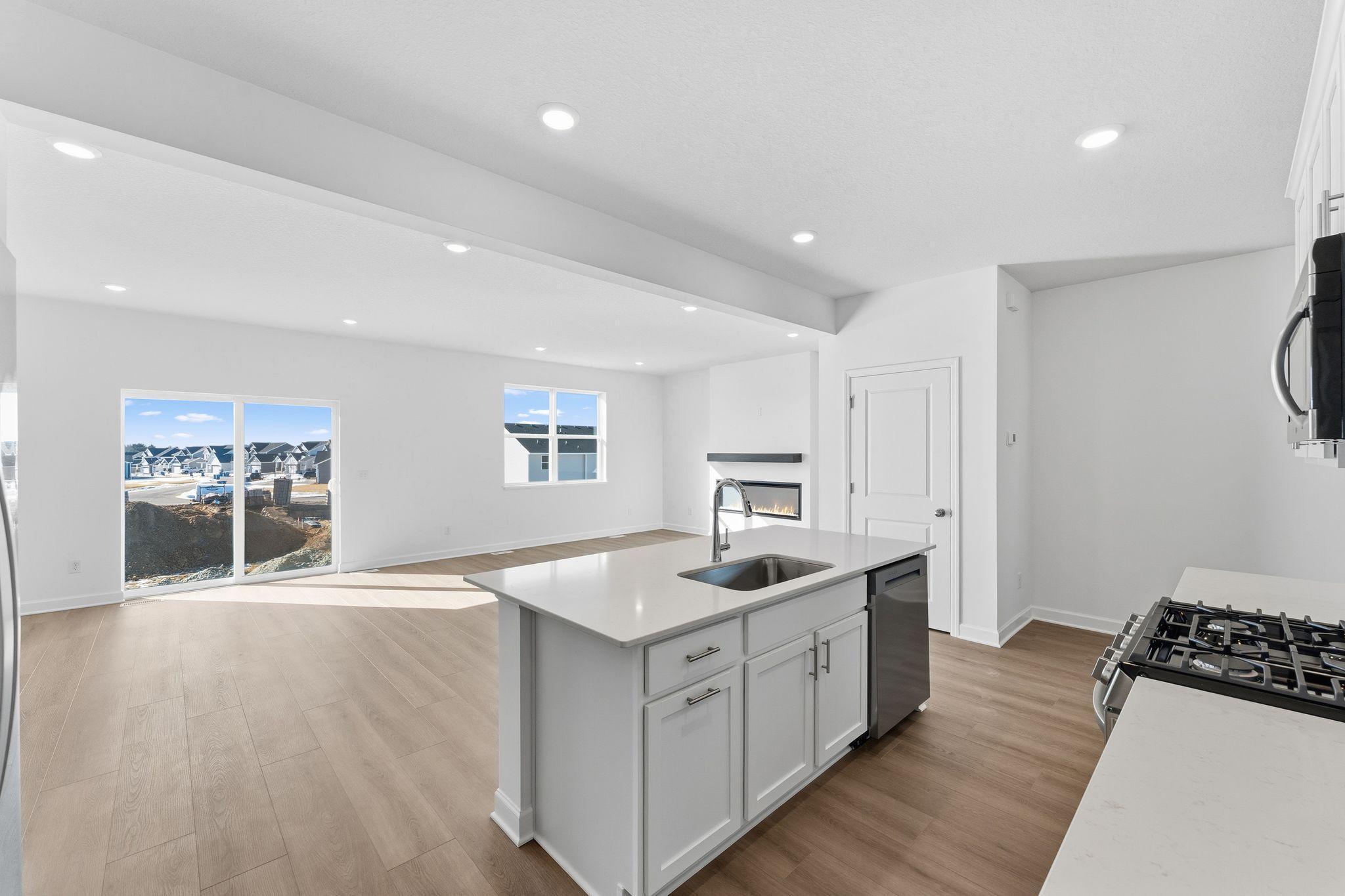 22375 Isla Way Rogers, MN 55374 - Photo 4 of 20