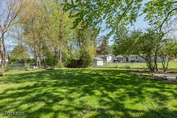 $2,600 | 146 Mohawk Drive, Carol Stream, IL 60188
