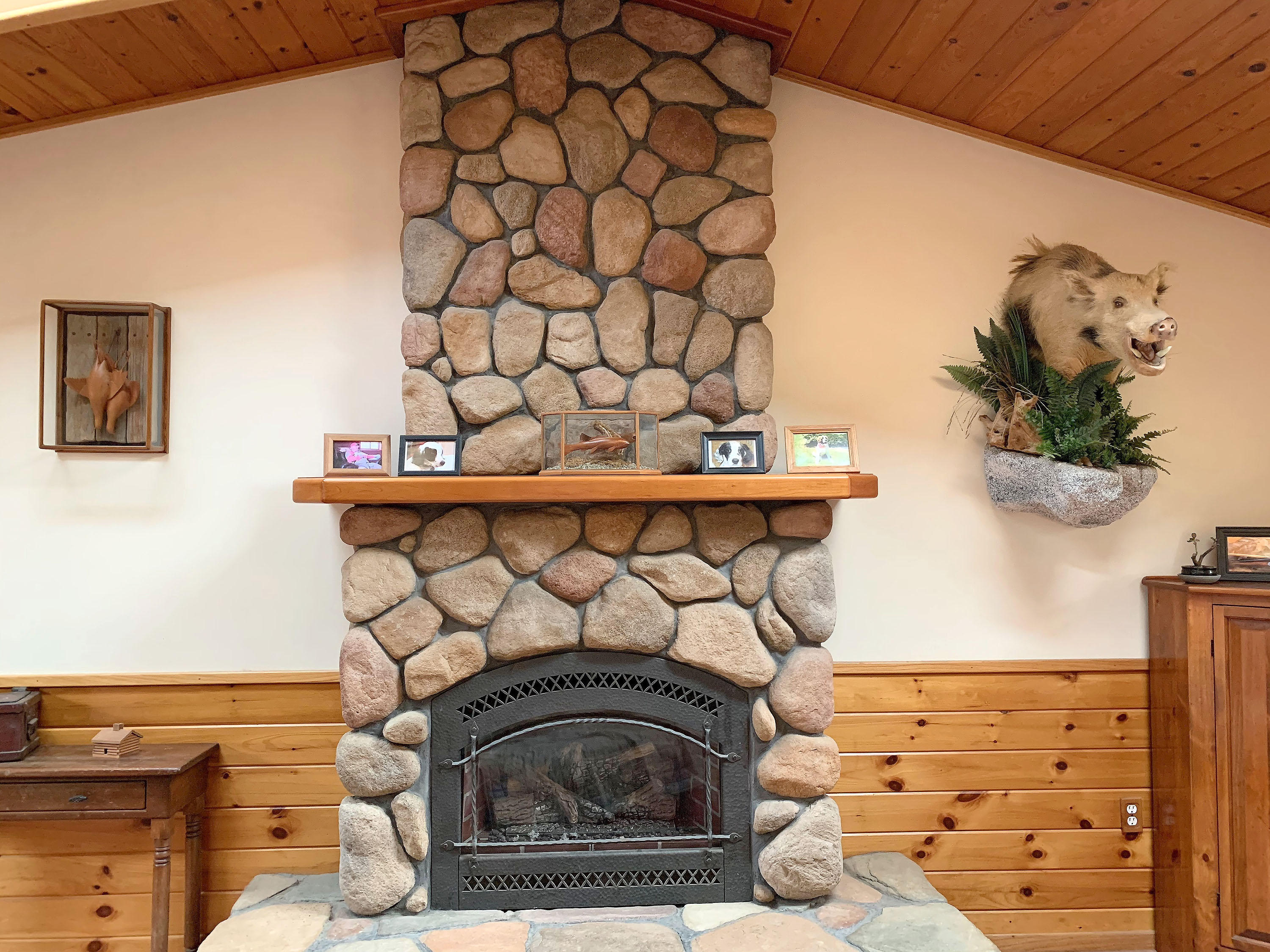 119 Kelleytown Road Bernard, ME 04612 - Photo 5 of 50 119Kelleytown_Interior006