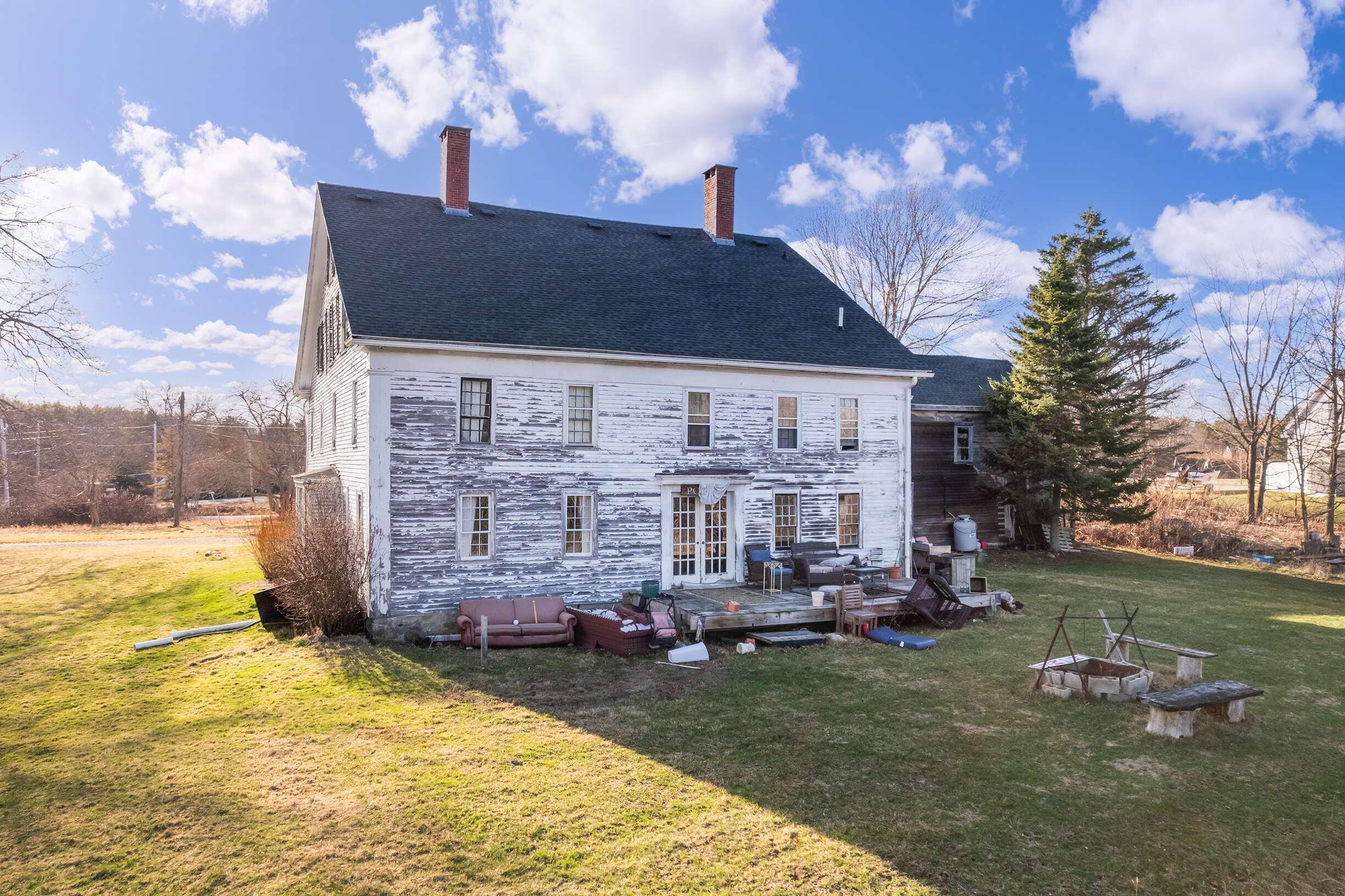 71 Beech Ridge Road York, ME 03909 - Photo 3 of 17 Side View