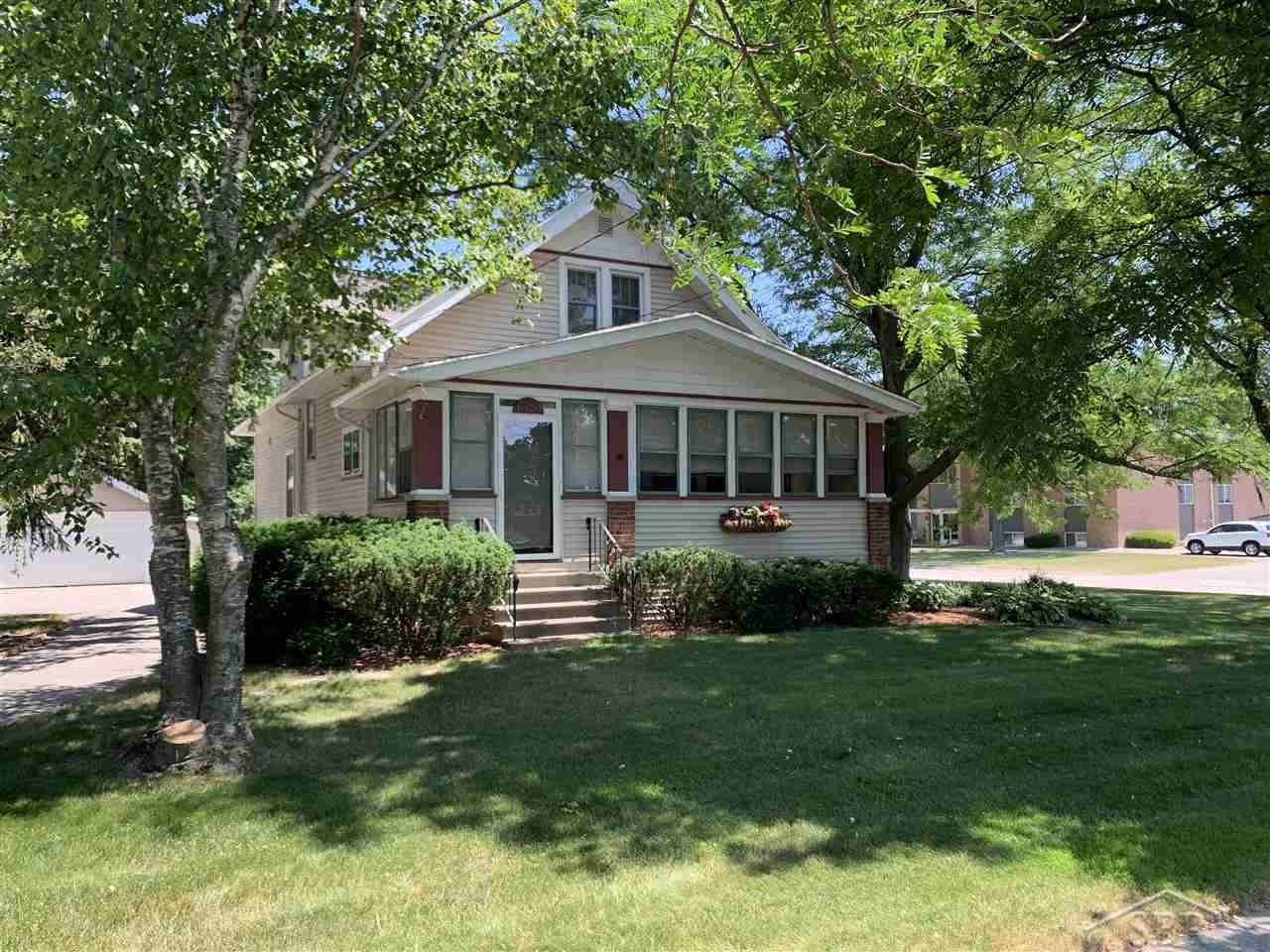 1070 North Center Road Saginaw, MI 48638 - Photo 1 of 49 50017036.JPG