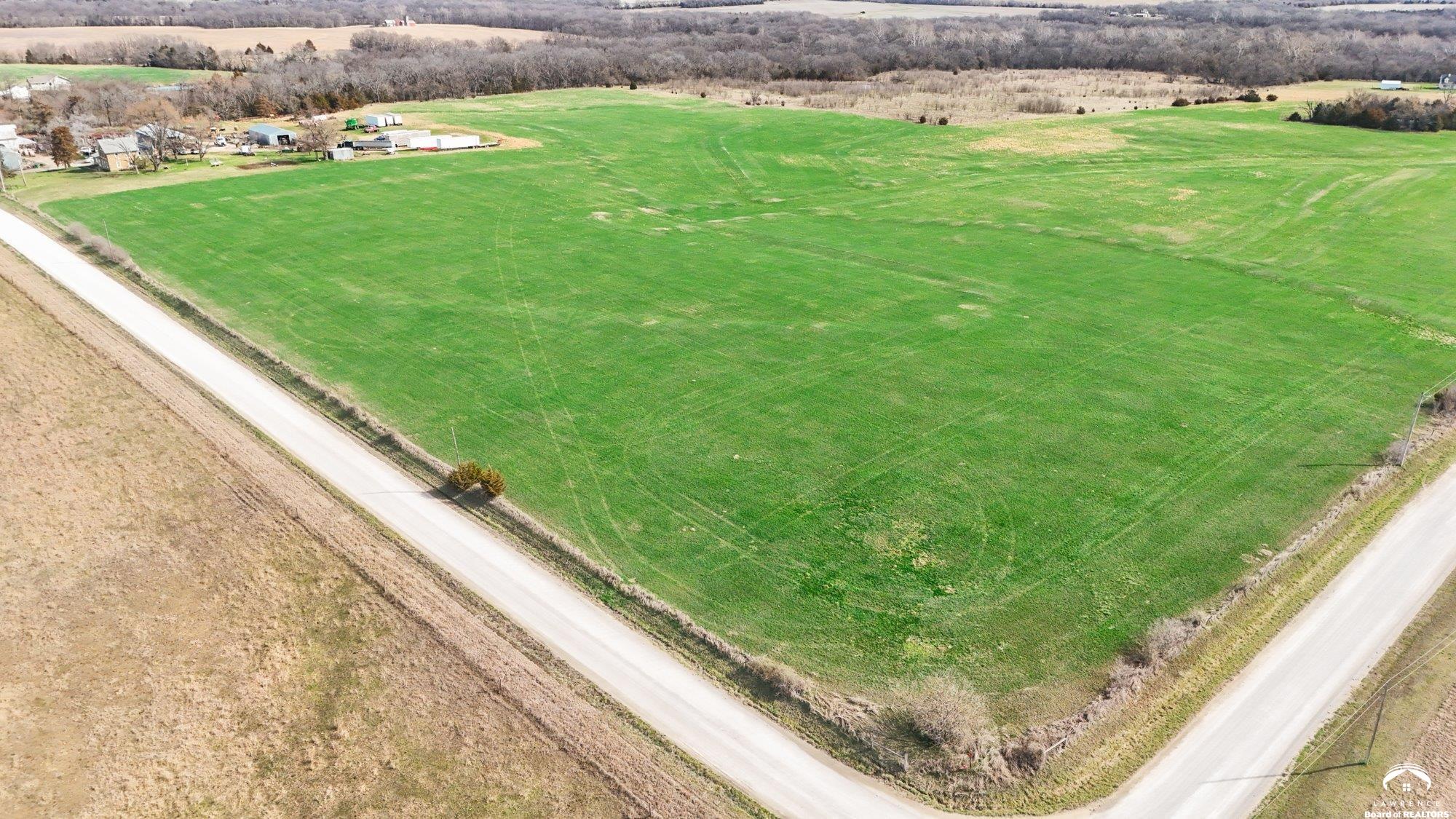 18 East 1400 Road Baldwin City, KS 66006 - Photo 7 of 9