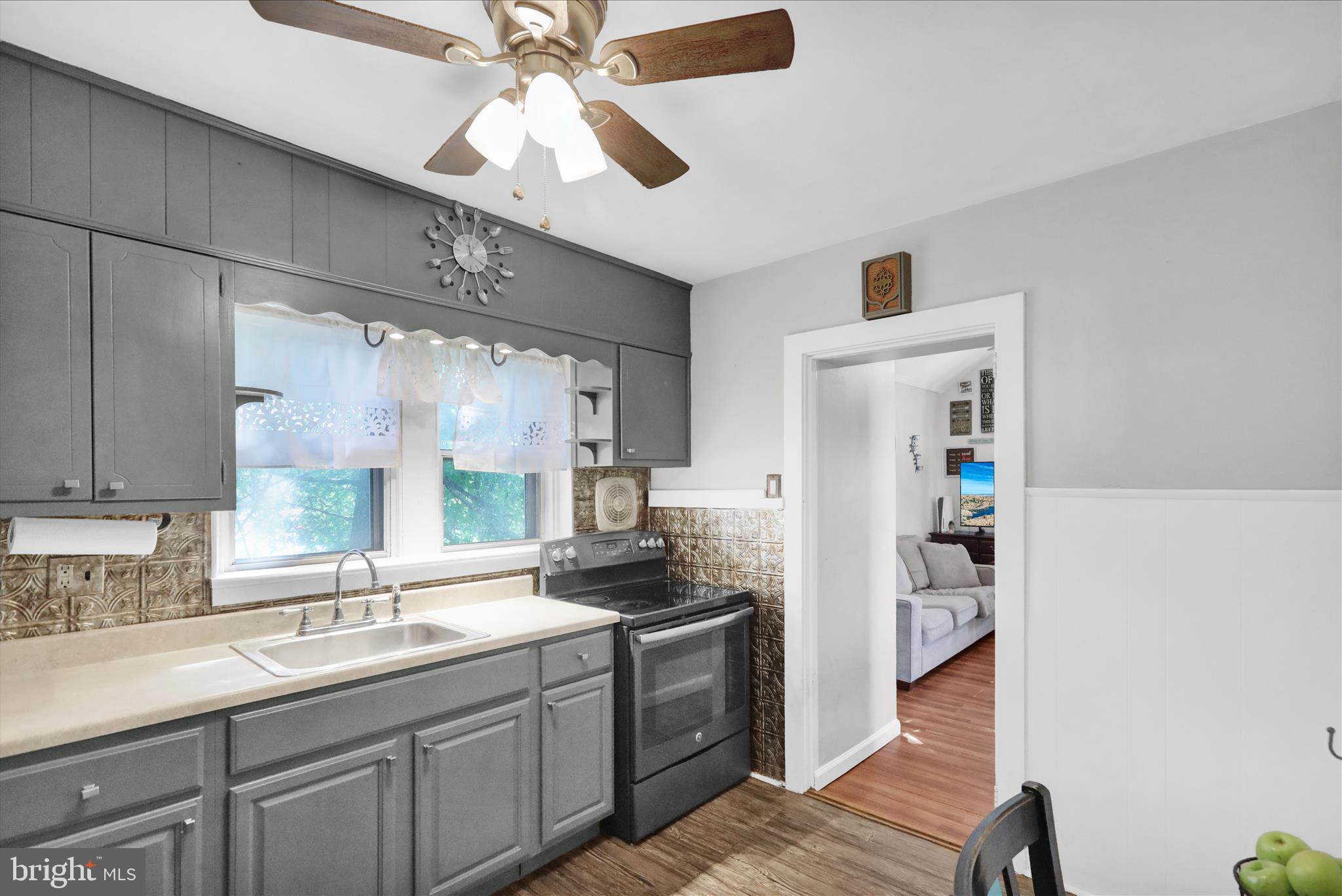 3810 Humpton Road Downingtown, PA 19335 - Photo 17 of 28 360_1704