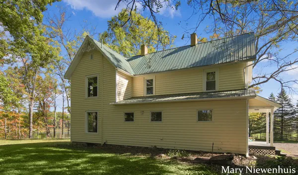 $557,000 | 10652 Nugent Avenue Northeast, Rockford, MI 49341