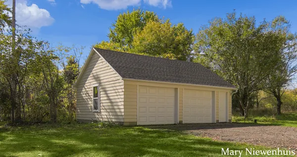$557,000 | 10652 Nugent Avenue Northeast, Rockford, MI 49341