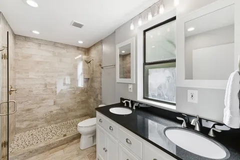 $849,900 | 2818 Saratoga Drive, Austin, TX 78733