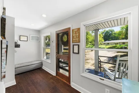 $849,900 | 2818 Saratoga Drive, Austin, TX 78733