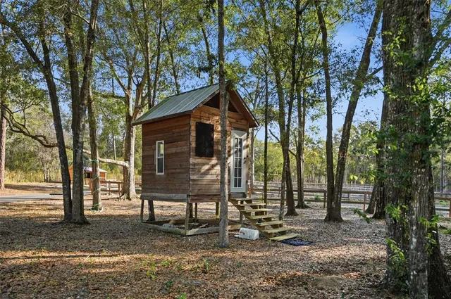 $899,000 | 16000 Sam C Road, Brooksville, FL 34613