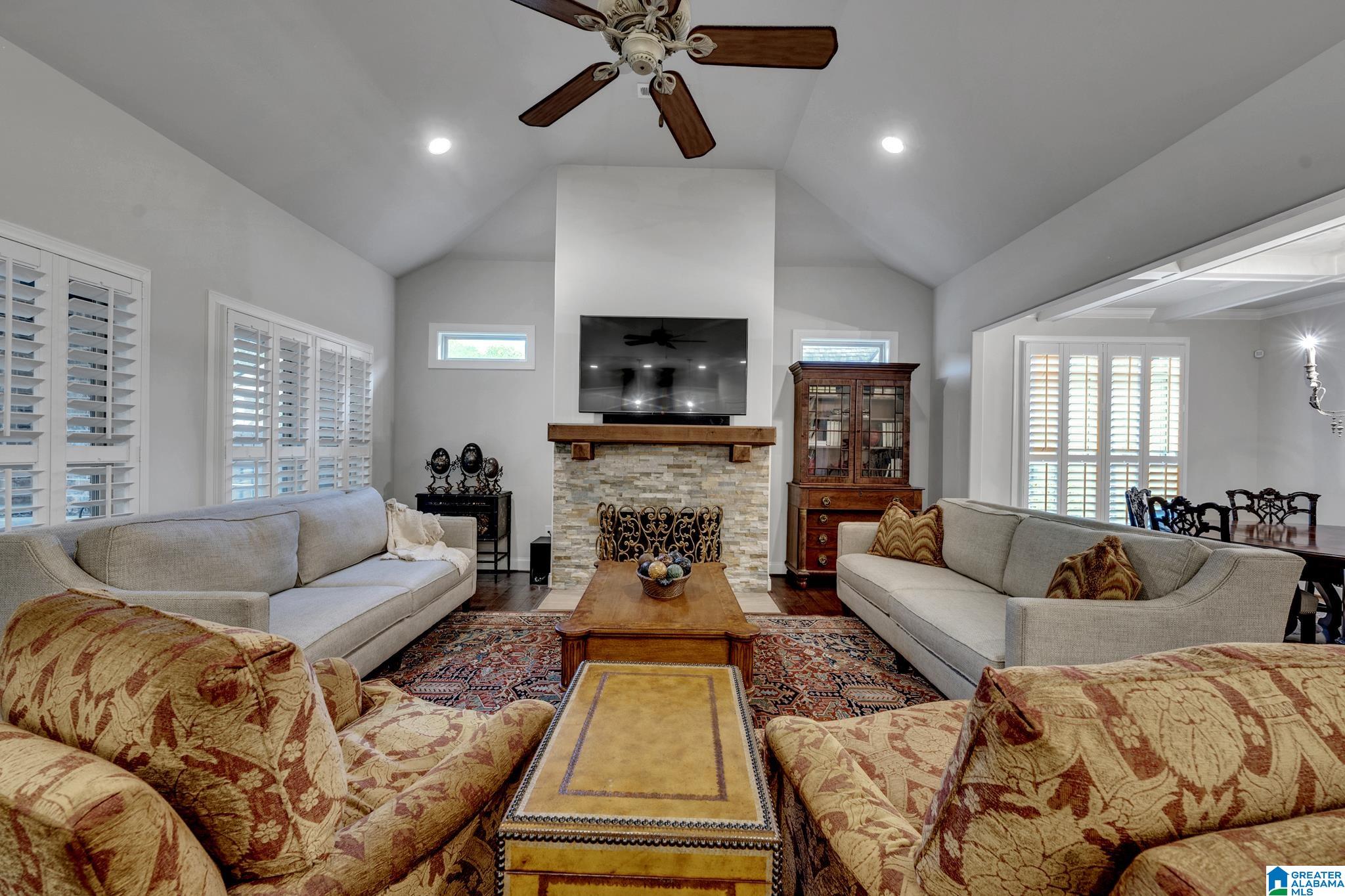 340 Strathaven Circle Pelham, AL 35124 - Photo 6 of 49