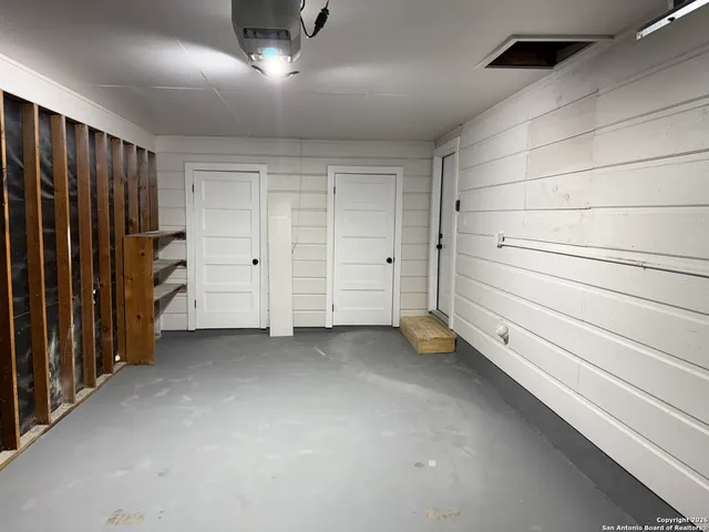 $244,900 | 203 Chesswood Drive, San Antonio, TX 78228