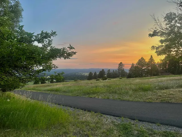 $1,095,000 | 6725 South Prairie View Lane, Spokane, WA 99223