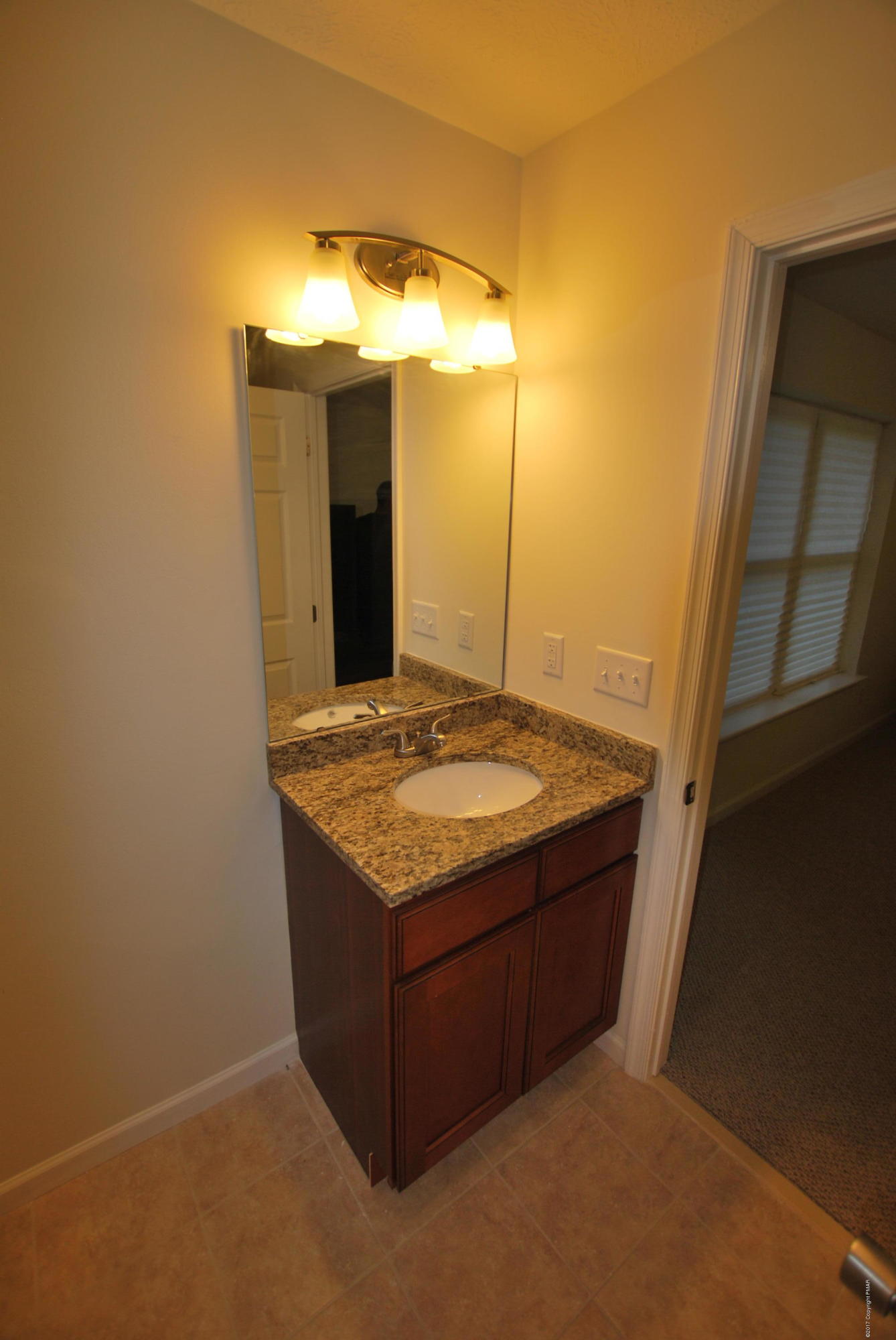 3287 Beech Ridge Drive Pocono Summit, PA 18346 - Photo 13 of 25 Bath