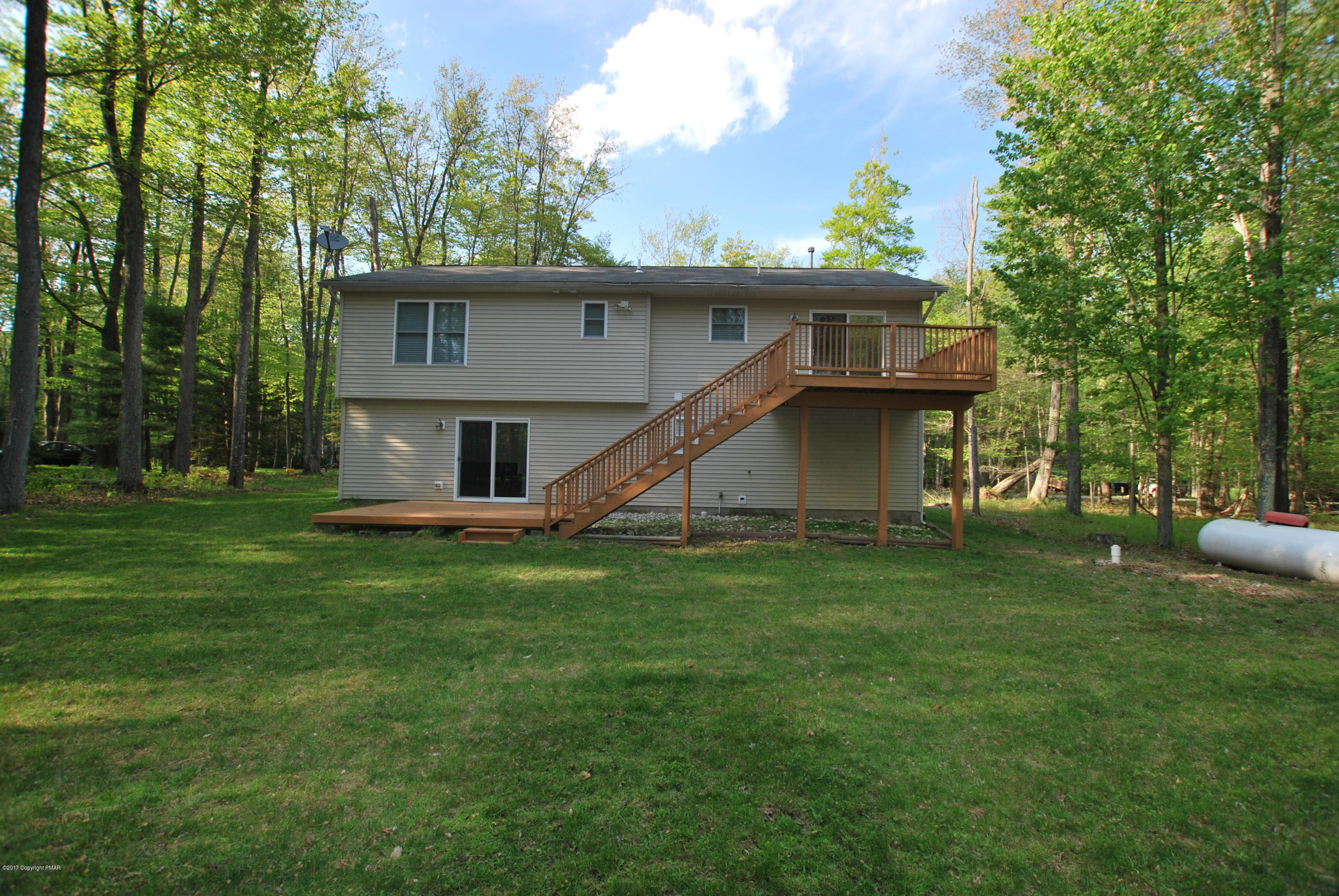 3287 Beech Ridge Drive Pocono Summit, PA 18346 - Photo 23 of 25 Backyard